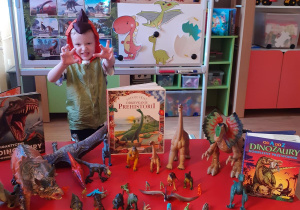 Muzeum dinozaurów z żywym eksponatem "Dino- Antek".
